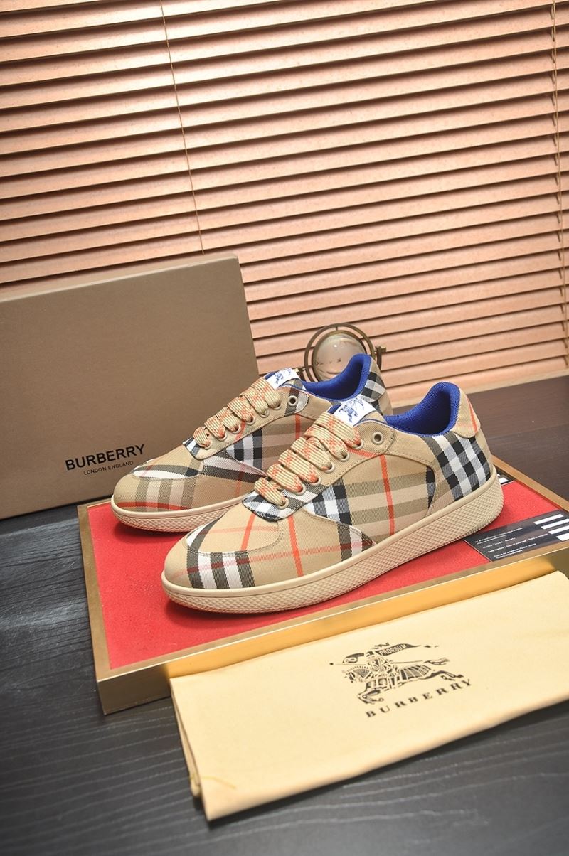 Burberry Low Shoes